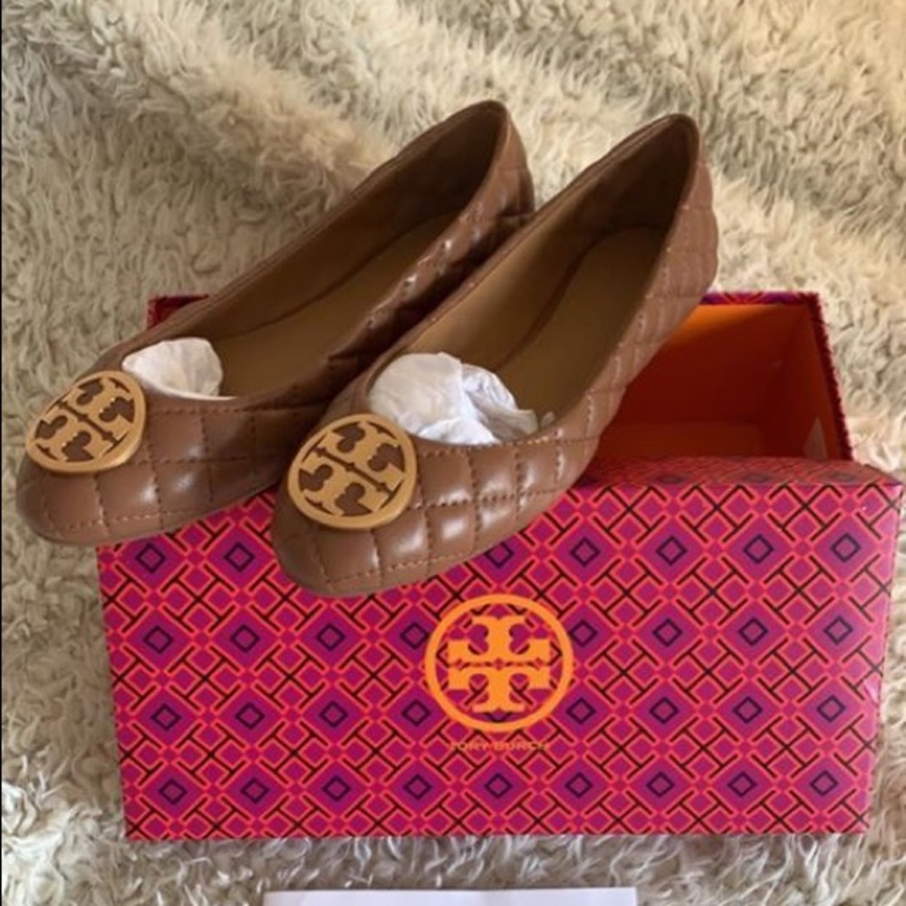 NIB Tory Burch Benton Flats Size 8.5